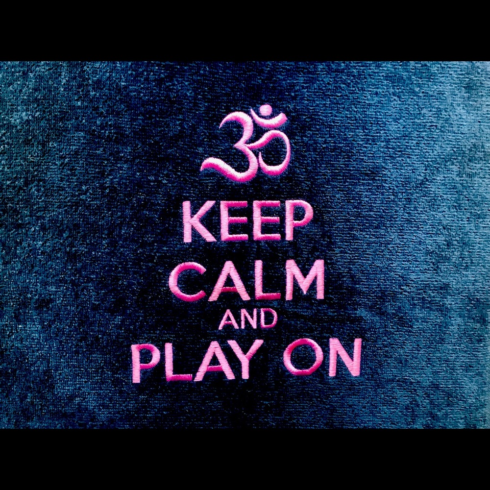 “Zen” Golf Towel — NWOT